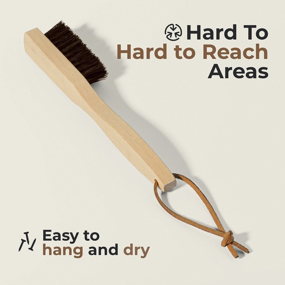 Small Stain Remover for Scrubbing Stains from Furniture, Fabric, Leather - Picture 2 of 9